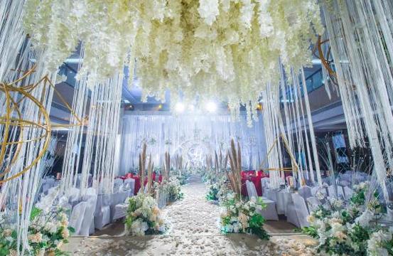 长沙新化县精益求精的年会庆典事业阳光开始普照 长沙新化县精益求精的年会庆典事业阳光开始普照