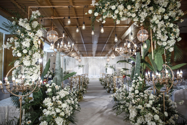 长沙冷水江市震撼的订制生日宴会愿我们合作友谊青松般长青 长沙冷水江市震撼的订制生日宴会愿我们合作友谊青松般长青